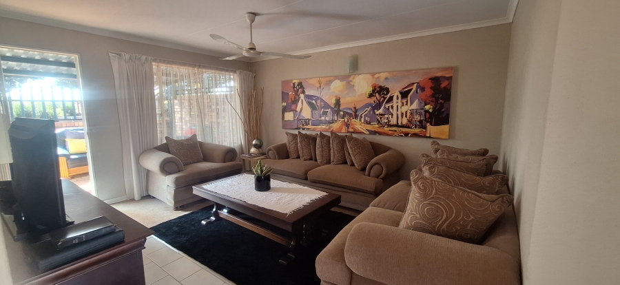 3 Bedroom Property for Sale in Rant En Dal Gauteng