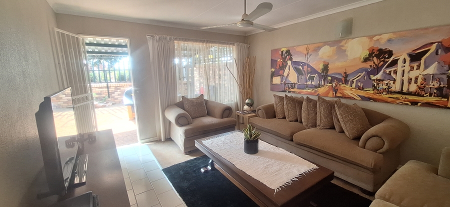 3 Bedroom Property for Sale in Rant En Dal Gauteng