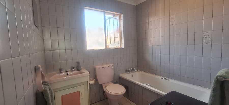 3 Bedroom Property for Sale in Rant En Dal Gauteng