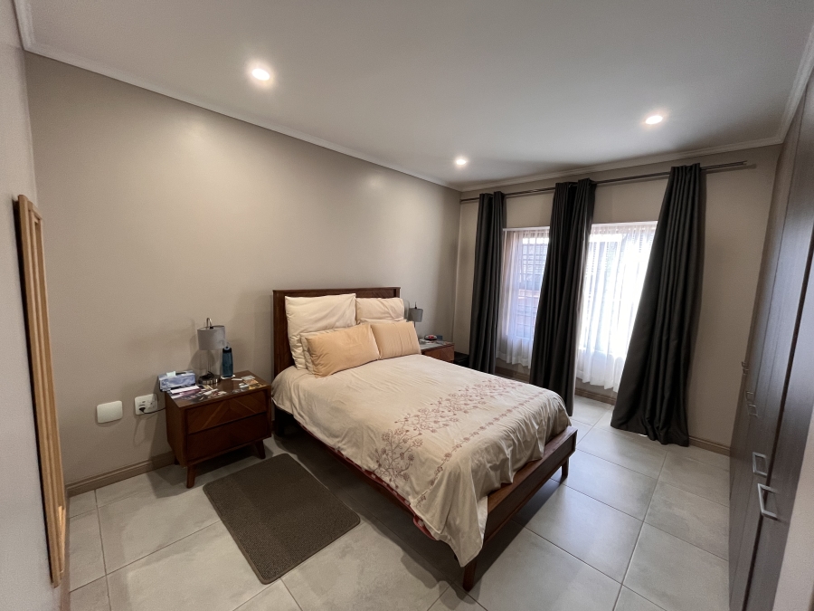 2 Bedroom Property for Sale in North Riding AH Gauteng
