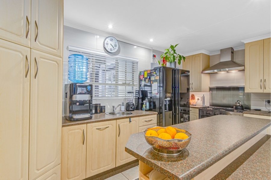 To Let 3 Bedroom Property for Rent in Sharonlea Gauteng
