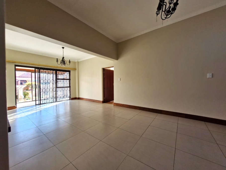 3 Bedroom Property for Sale in Equestria Gauteng