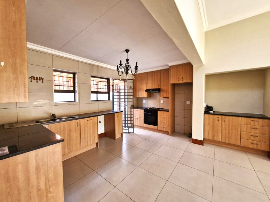 3 Bedroom Property for Sale in Equestria Gauteng