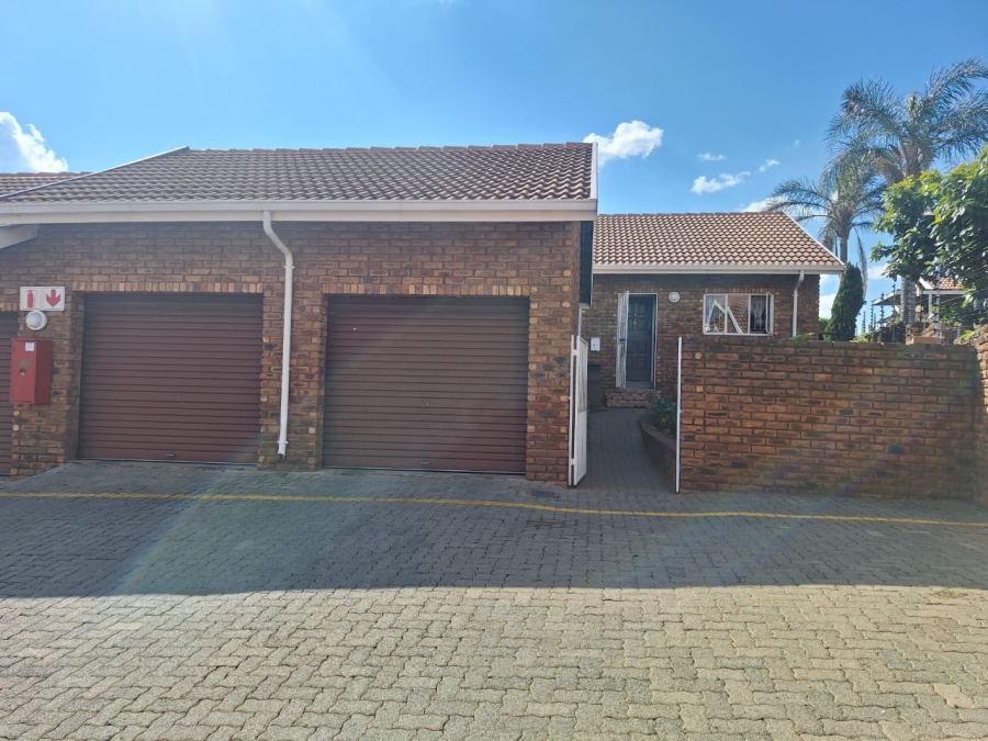 To Let 3 Bedroom Property for Rent in Norkem Park Gauteng