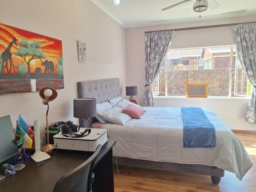 To Let 3 Bedroom Property for Rent in Norkem Park Gauteng