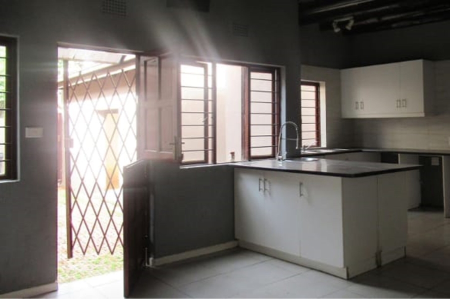 4 Bedroom Property for Sale in Bryanston Gauteng