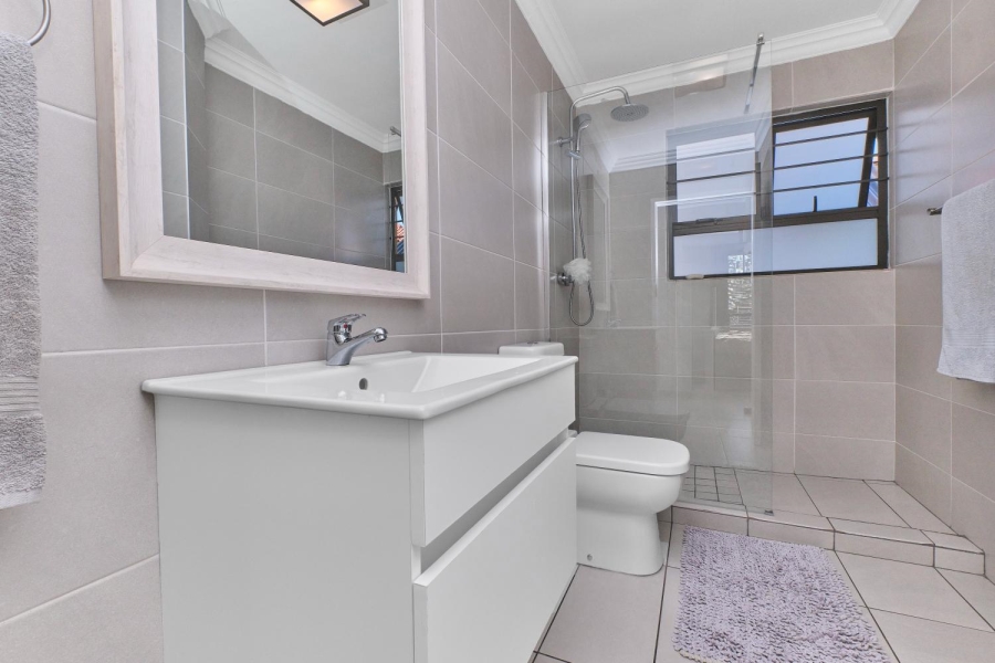3 Bedroom Property for Sale in Barbeque Downs Gauteng