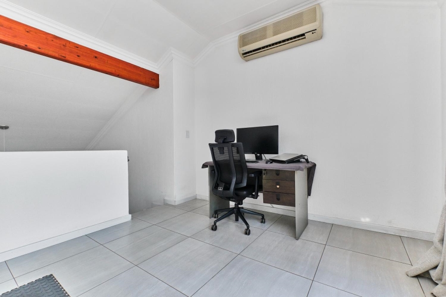 3 Bedroom Property for Sale in Barbeque Downs Gauteng