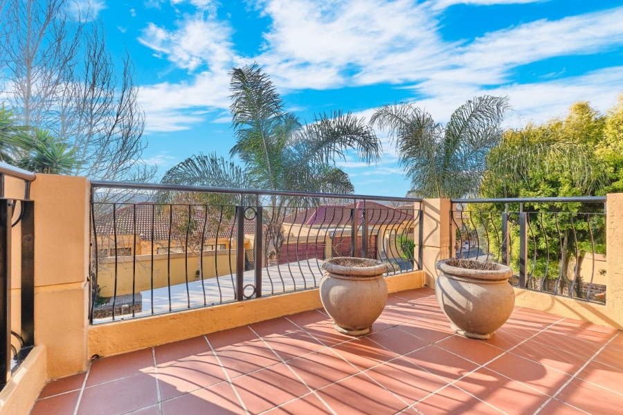 3 Bedroom Property for Sale in Barbeque Downs Gauteng