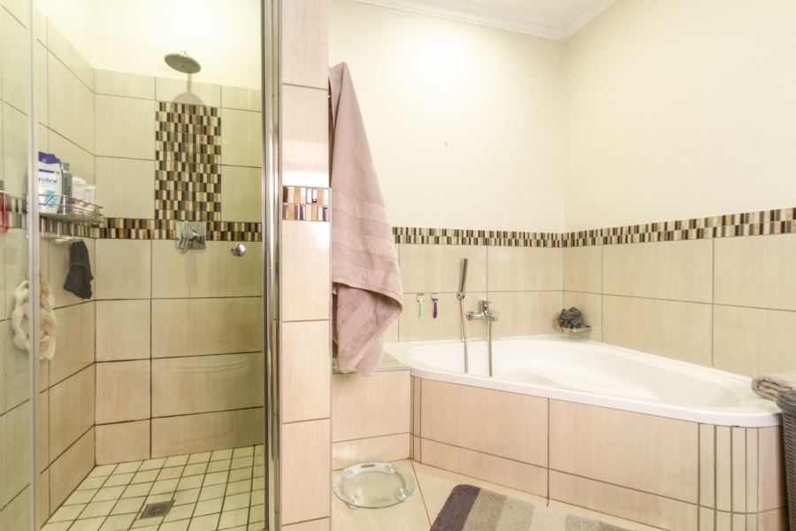 4 Bedroom Property for Sale in Equestria Gauteng