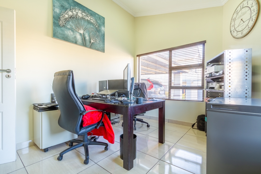 4 Bedroom Property for Sale in Equestria Gauteng