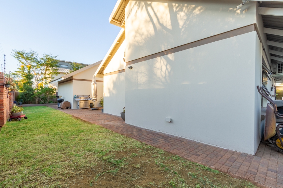 4 Bedroom Property for Sale in Equestria Gauteng