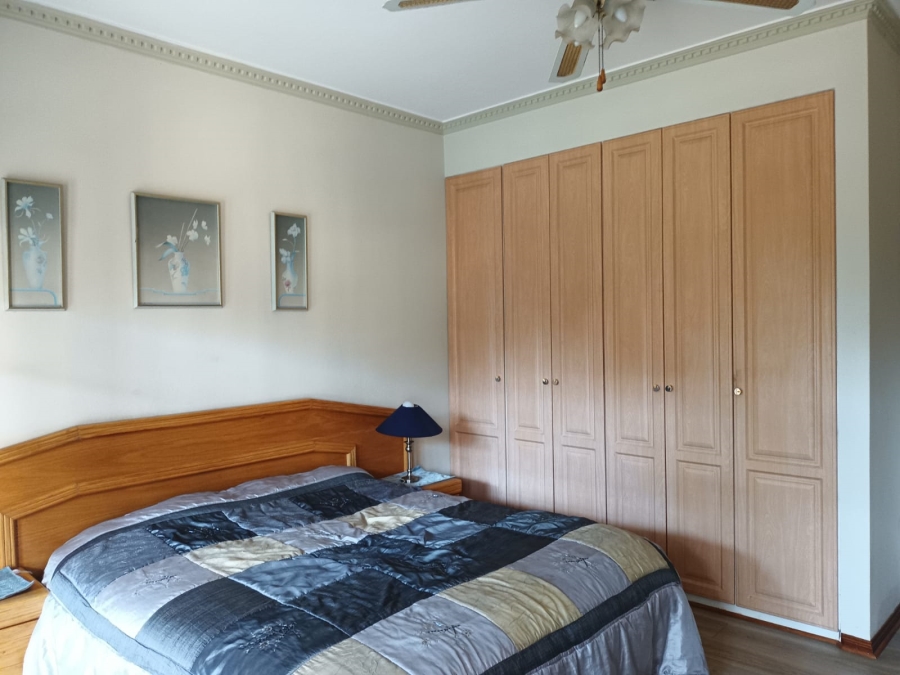 8 Bedroom Property for Sale in Northcliff Gauteng