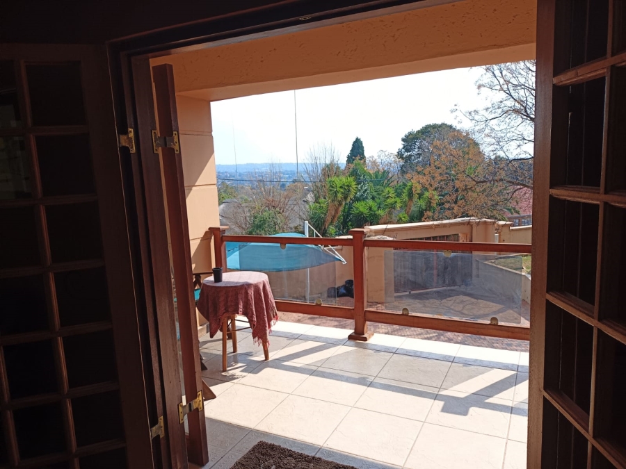 8 Bedroom Property for Sale in Northcliff Gauteng