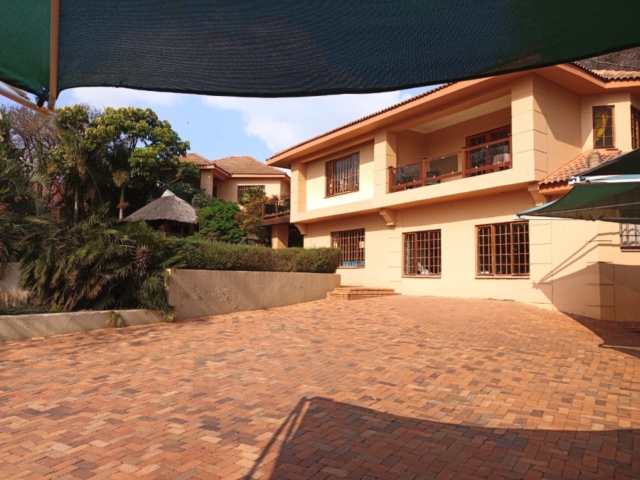 8 Bedroom Property for Sale in Northcliff Gauteng