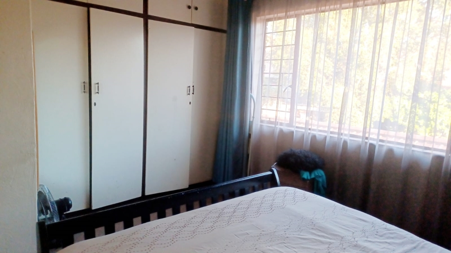 2 Bedroom Property for Sale in Windsor East Gauteng