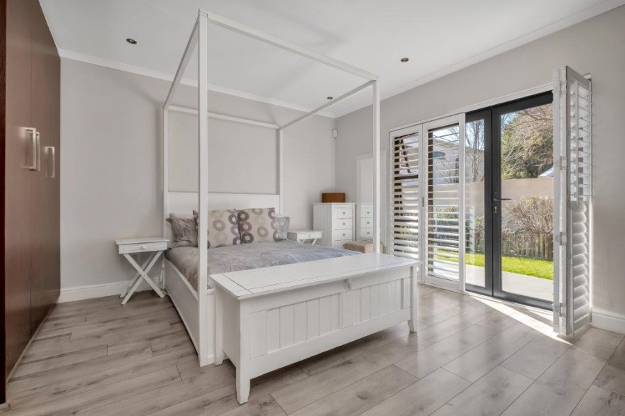 3 Bedroom Property for Sale in Linden Gauteng