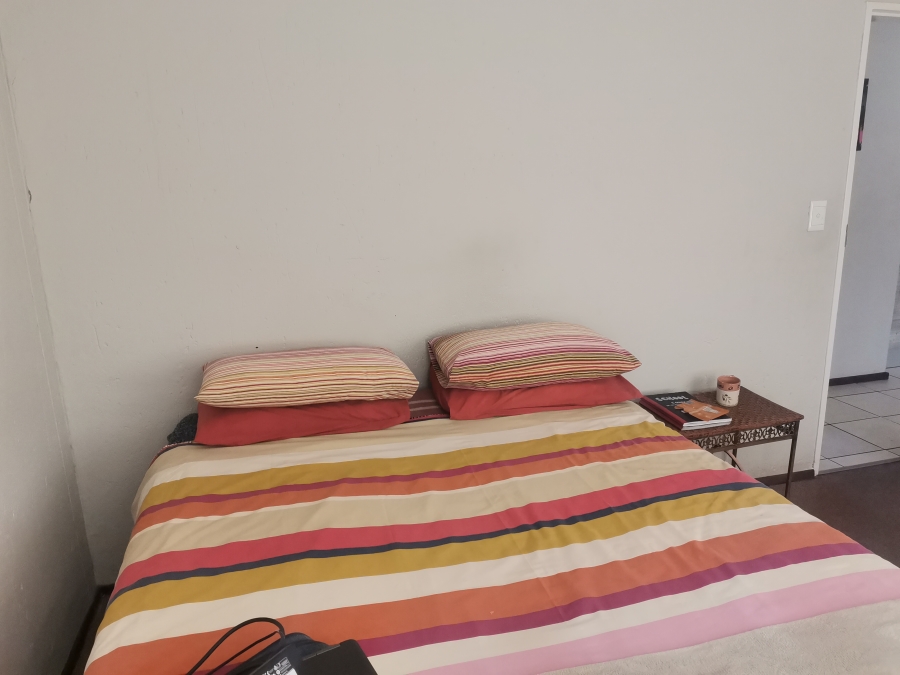 2 Bedroom Property for Sale in Cloverdene Gauteng