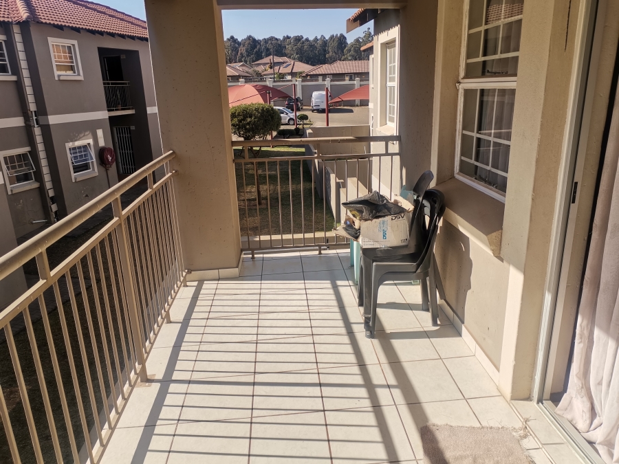2 Bedroom Property for Sale in Cloverdene Gauteng