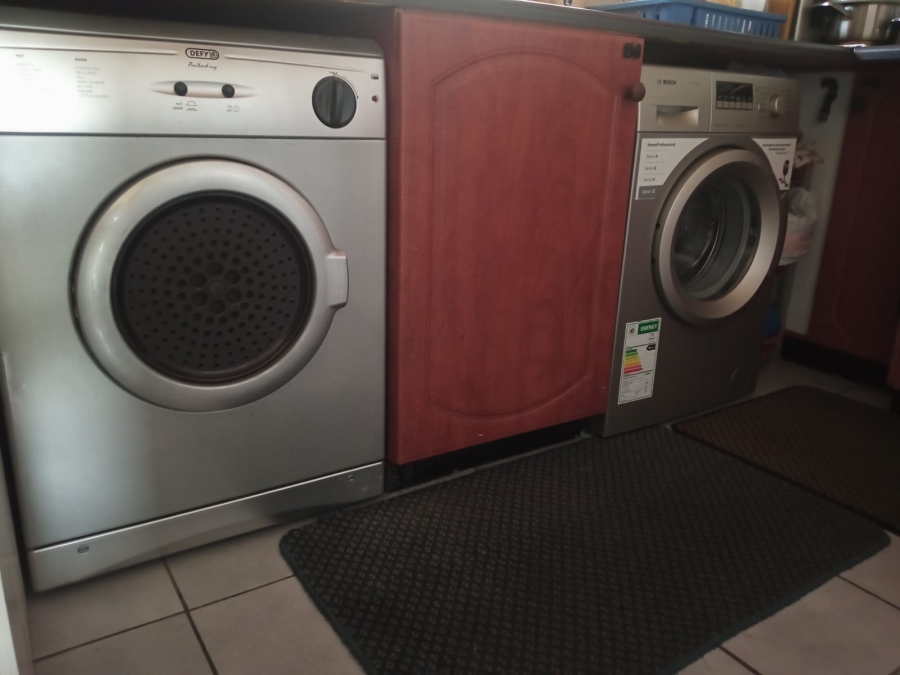 3 Bedroom Property for Sale in Benoni West Gauteng