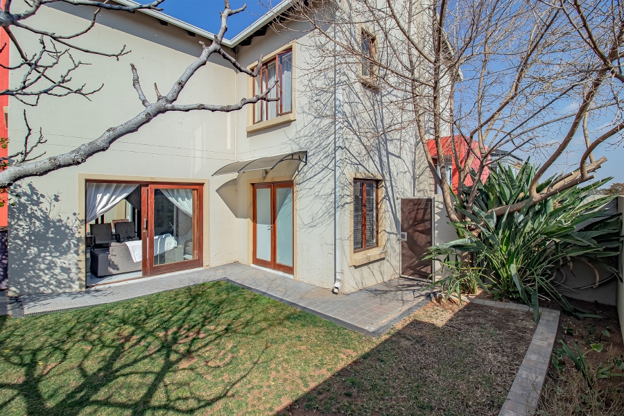 4 Bedroom Property for Sale in Amberfield Gauteng