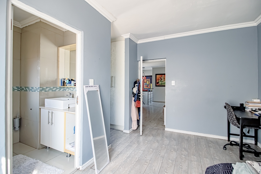 4 Bedroom Property for Sale in Amberfield Gauteng