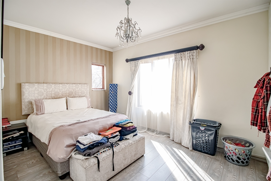 4 Bedroom Property for Sale in Amberfield Gauteng