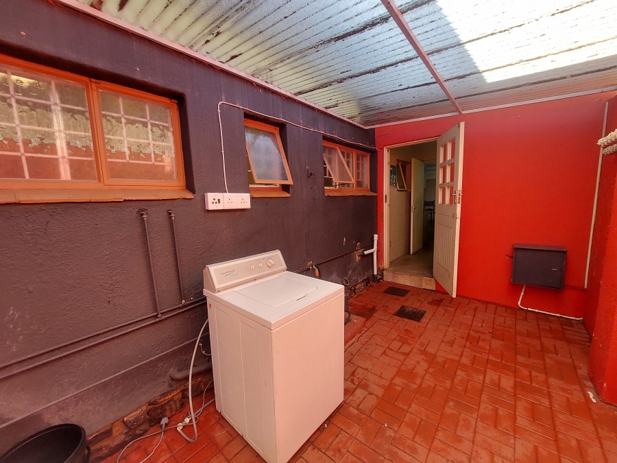 3 Bedroom Property for Sale in Lukasrand Gauteng