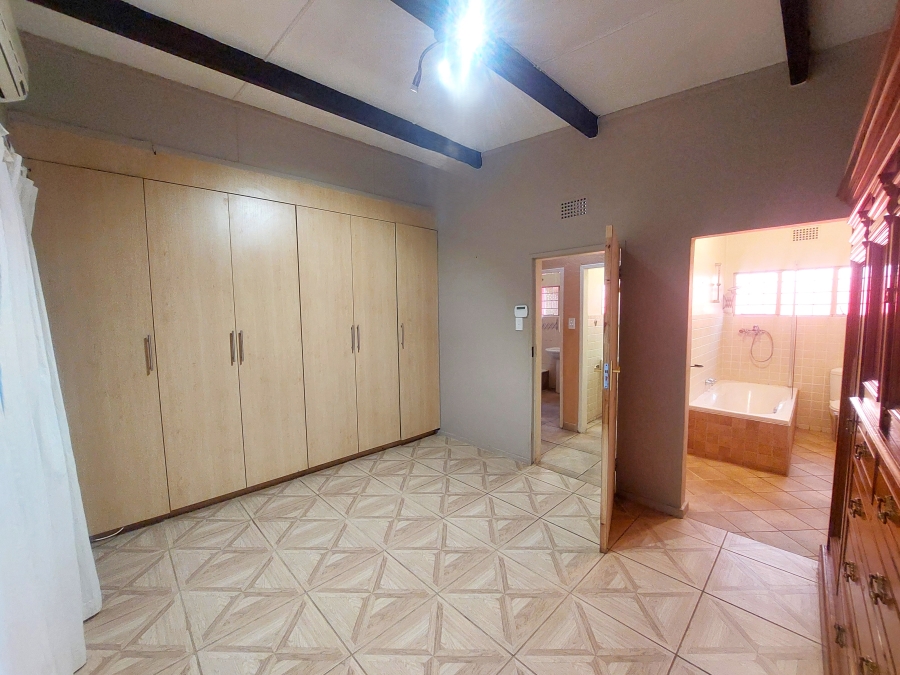 3 Bedroom Property for Sale in Lukasrand Gauteng