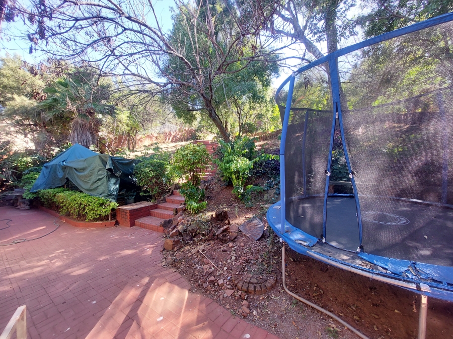 3 Bedroom Property for Sale in Lukasrand Gauteng