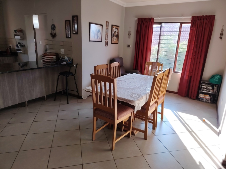 3 Bedroom Property for Sale in Monavoni Gauteng