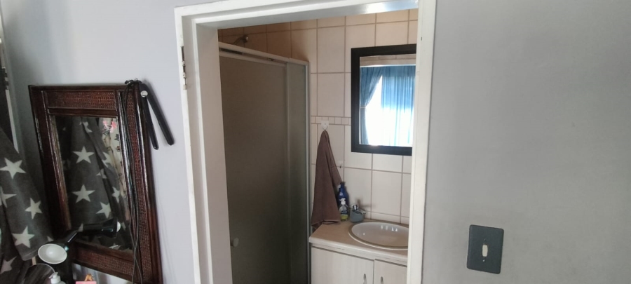 6 Bedroom Property for Sale in Bootha A H Gauteng