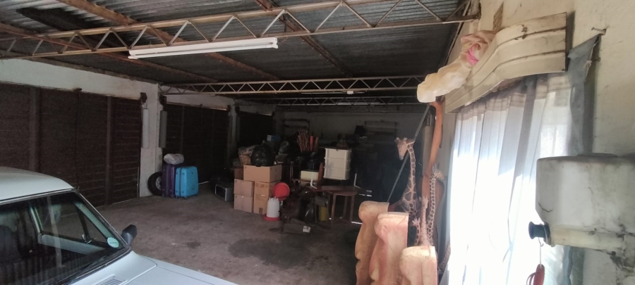 6 Bedroom Property for Sale in Bootha A H Gauteng
