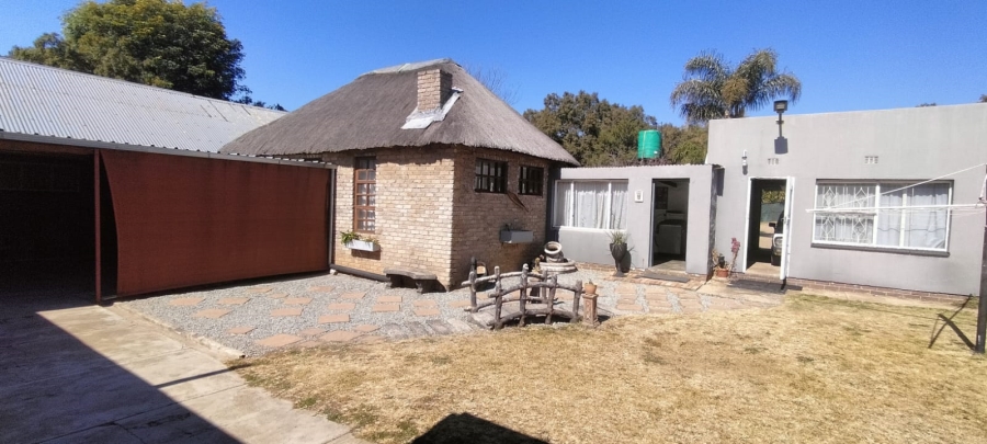6 Bedroom Property for Sale in Bootha A H Gauteng