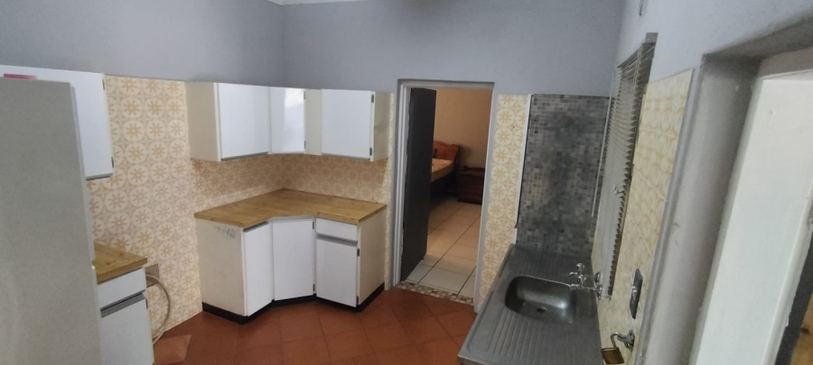 6 Bedroom Property for Sale in Bootha A H Gauteng