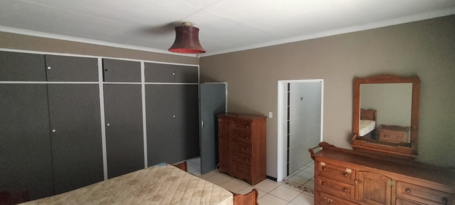 6 Bedroom Property for Sale in Bootha A H Gauteng