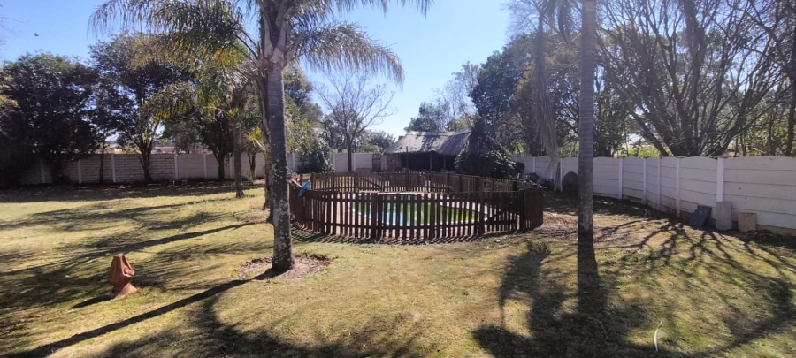 6 Bedroom Property for Sale in Bootha A H Gauteng