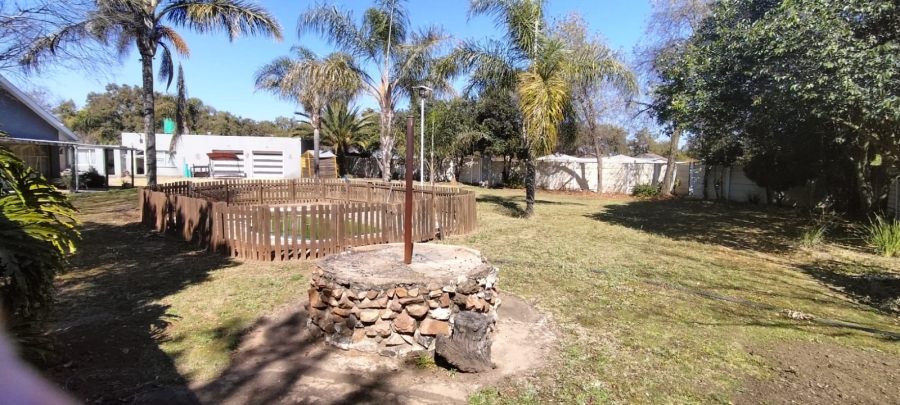 6 Bedroom Property for Sale in Bootha A H Gauteng