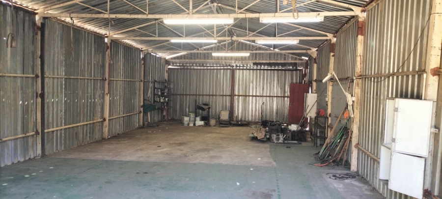 6 Bedroom Property for Sale in Bootha A H Gauteng