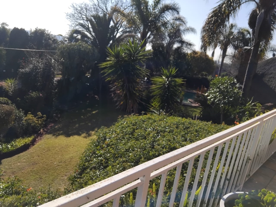 4 Bedroom Property for Sale in Roodekrans A H Gauteng