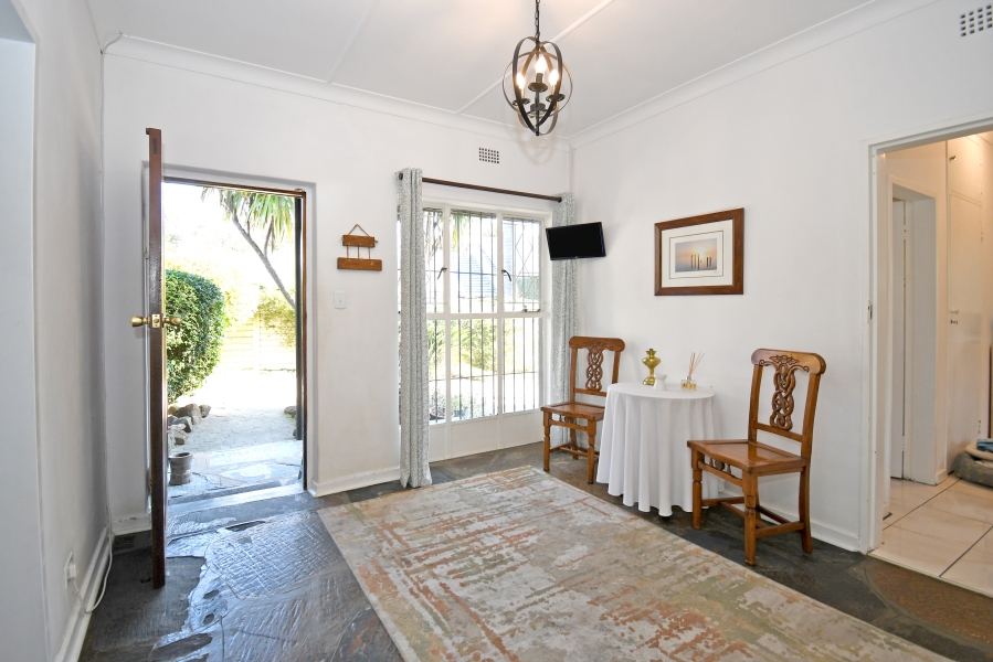 3 Bedroom Property for Sale in Fontainebleau Gauteng