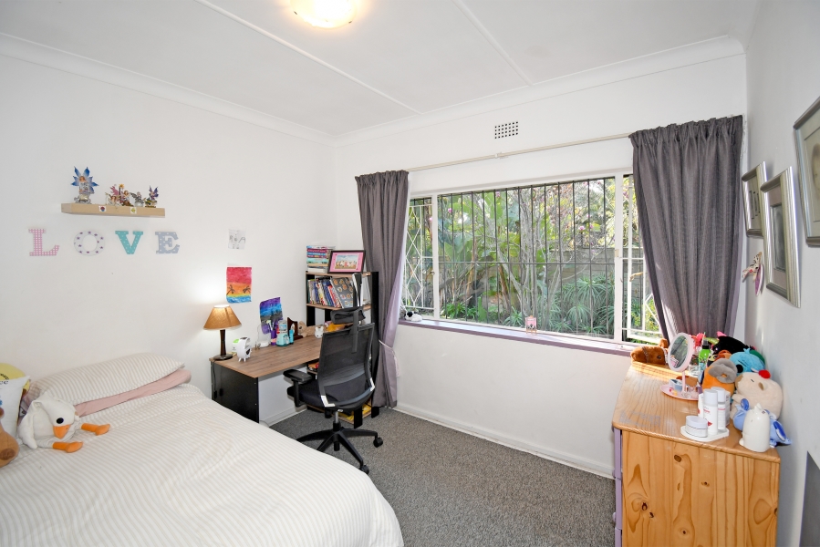 3 Bedroom Property for Sale in Fontainebleau Gauteng