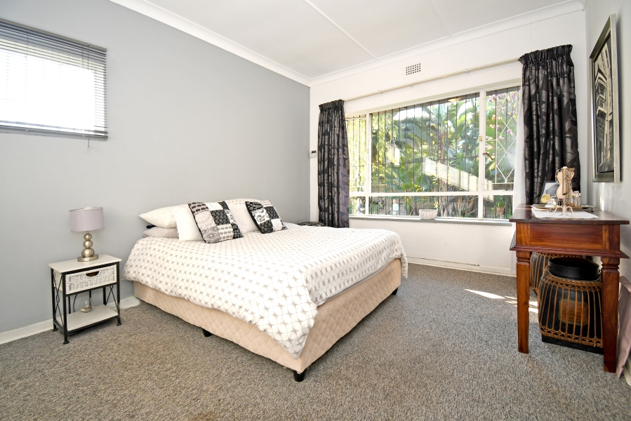3 Bedroom Property for Sale in Fontainebleau Gauteng