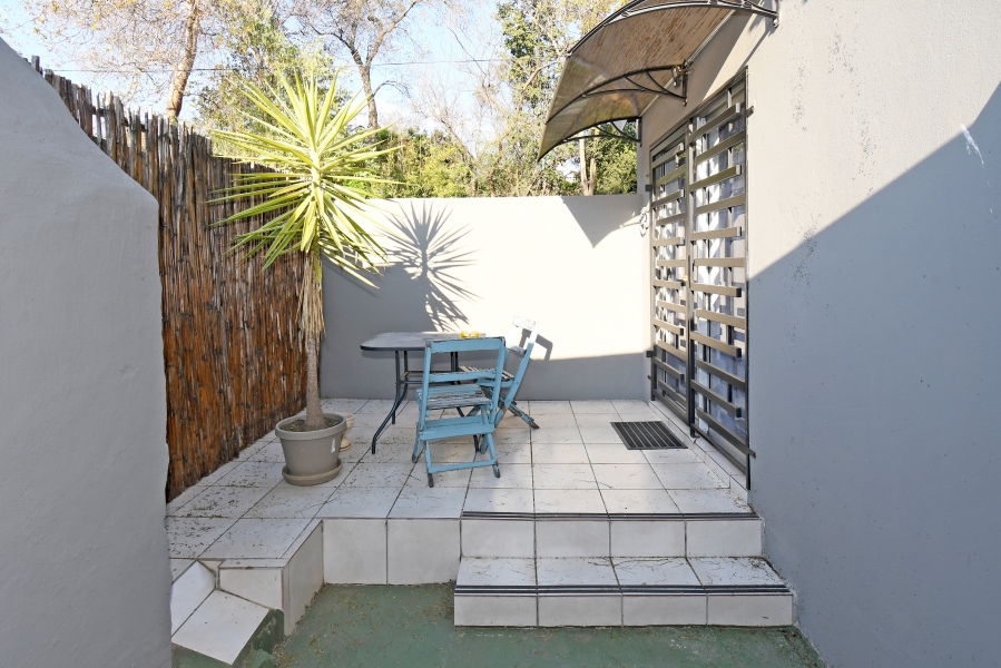 3 Bedroom Property for Sale in Fontainebleau Gauteng