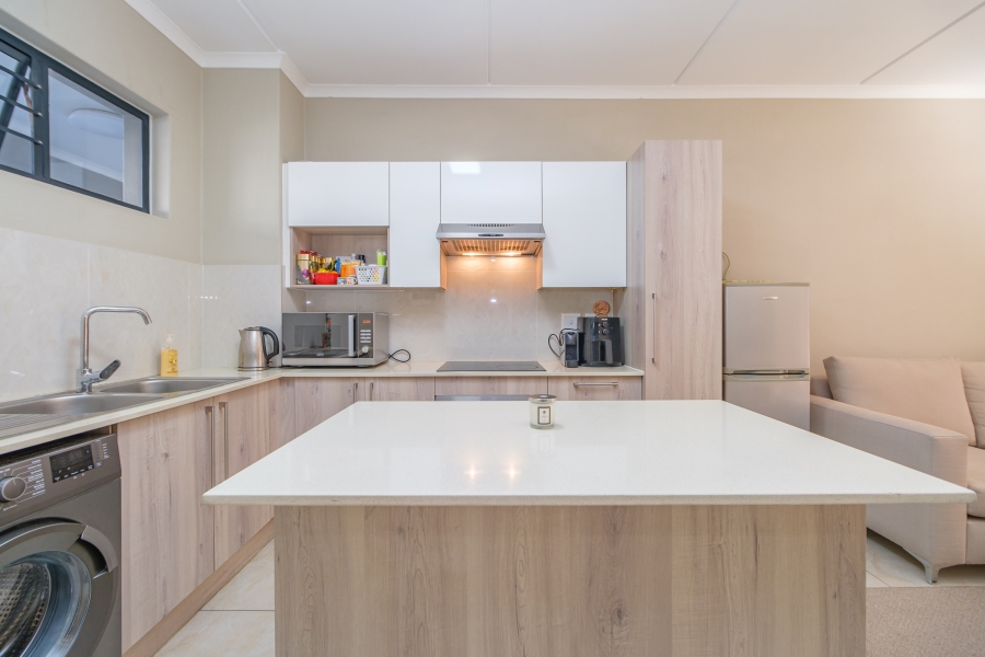 1 Bedroom Property for Sale in North Riding Gauteng