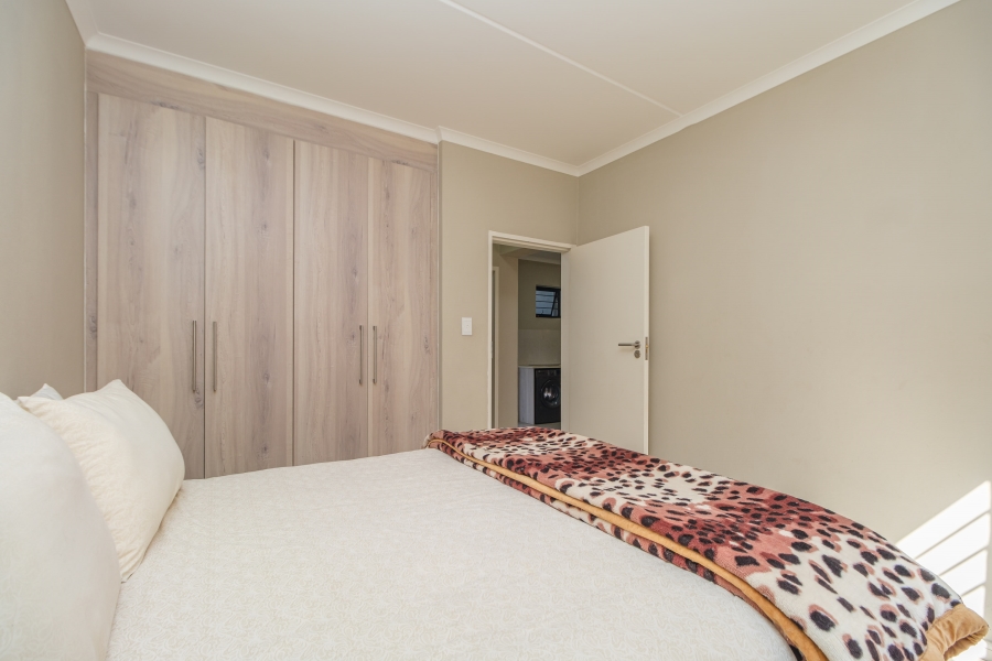 1 Bedroom Property for Sale in North Riding Gauteng