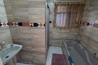 7 Bedroom Property for Sale in Doornpoort Gauteng