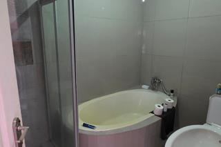 7 Bedroom Property for Sale in Doornpoort Gauteng
