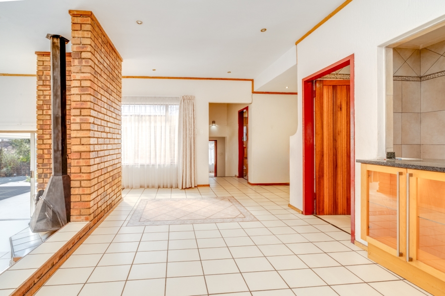 3 Bedroom Property for Sale in Sunninghill Gauteng