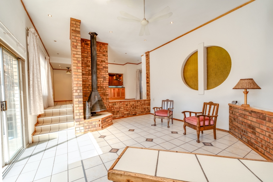 3 Bedroom Property for Sale in Sunninghill Gauteng